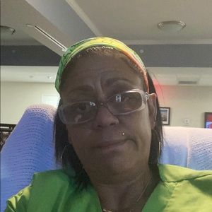 Meet your Posher, Tina